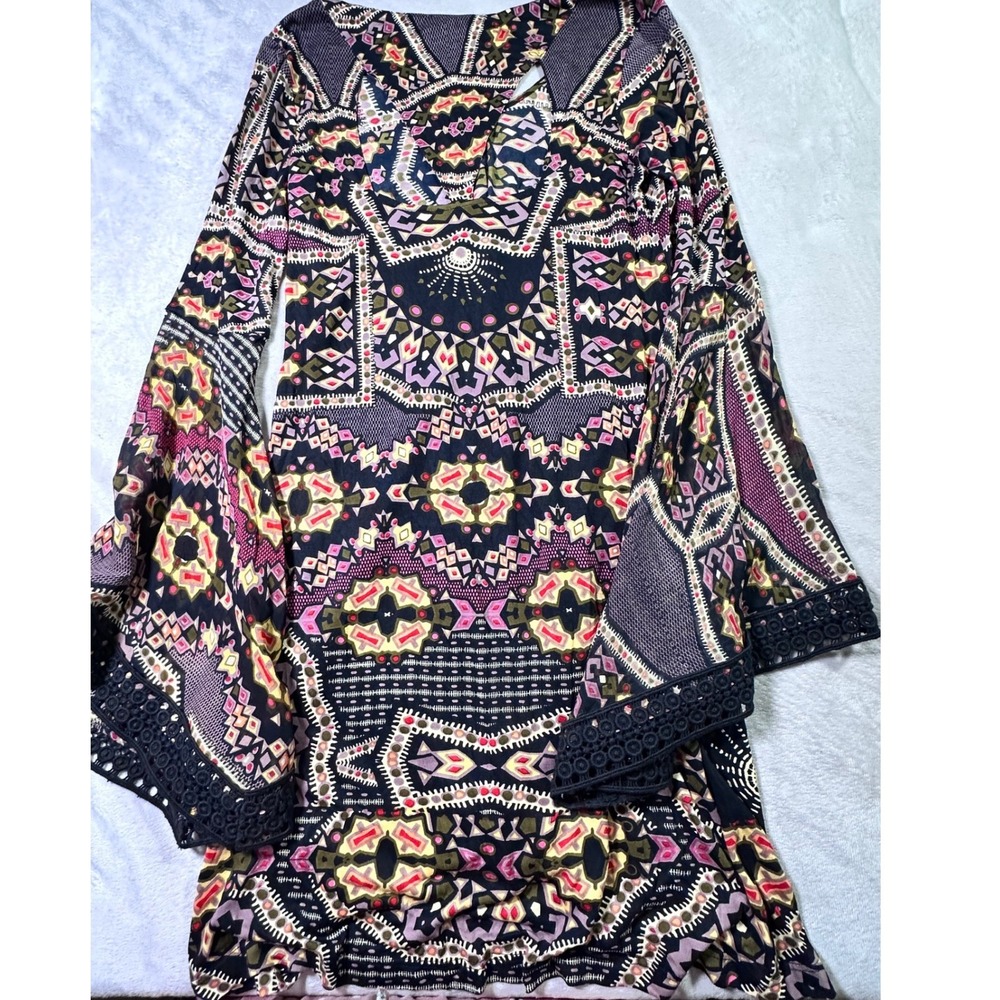 Patrons of Peace Boho Bell Sleeve Geometric Print Mini Dress Small Crochet Trim - Picture 6 of 7